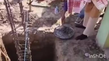 ধেমাজি: লঠিয়াত চুতীয়া উন্নয়ন পৰিষদৰ পুঁজিৰে সাধিনী ভৱনৰ আধাৰশিলা স্থাপন অনুষ্ঠান, উপস্থিত পৰিষদৰ কাৰ্য্যবাহী সদস্য