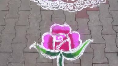 பெரம்பூர்: அரசு பெண்கள் மேல்நிலைப்பள்ளியில் மிதிவண்டிகளை வழங்கிய அமைச்சர் சேகர்பாபு