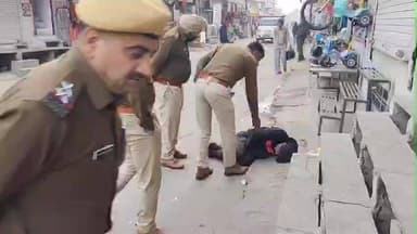 राजगढ़: राजगढ के नंद प्लाजा के पास हैरान करने वाला वीडियो आया सामने, पुलिस ने लिया मोर्चा, थानाधिकारी ने युवक की ली सुध