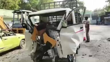 விருதுநகர்: ஆர் ஆர் நகர் மேம்பாலத்தில் சரக்கு வாகனம் தடுப்புச் சுவர் மீது மோதி விபத்து இருவர் பலி