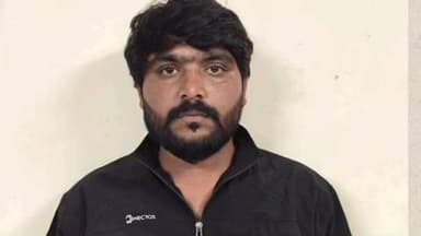 સમી: પ્રોહિબિશનના ગુનામાં સમીના ગુજરવાડા ચાર રસ્તા ખાતેથી ફરાર આરોપીની એલ.સી.બી એ ઝડપી પાડ્યો