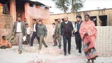 कोडरमा: उपायुक्त ने बिरहोर टोला में विकास कार्यों की समीक्षा की, जलापूर्ति व स्वच्छता पर दिए सख्त निर्देश