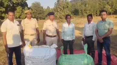 କଣ୍ଟାମାଳ: ଚନ୍ଦନିଆମୁଣ୍ଡା ନିକଟରୁ ଜବତ 109 କେଜି ଗଞ୍ଜେଇକୁ କୋର୍ଟରେ ପ୍ରଦର୍ଶନ କଲା କଣ୍ଟାମାଳ ପୋଲିସ