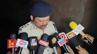 ଅନୁଗୋଳ: ହାତୀଶାଳପଡ଼ାରେ ପୋଲିସର ଚଢାଉ; ପ୍ରତିକ୍ରିୟା ରଖିଲେ ଅନୁଗୋଳ ଏସଡିପିଓ