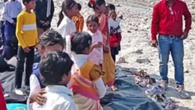 নাগরাকাটা: নিঃস্বার্থ মানবসেবায় ২৮ বছর, চা-বাগান থেকে বনবস্তিতে জলপাইগুড়ির ‘দেবদূত’ দেবজ্যোতি