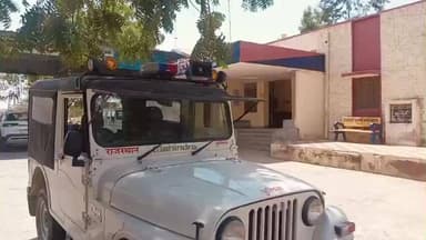 रतनगढ़: अज्ञात वाहन की टक्कर से रतनगढ निवासी बाइक सवार युवक की हुई मौत, पुलिस ने शव को मोर्चरी में रखवाया