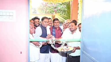 ಕೂಡ್ಲಿಗಿ: ತೂಲಹಳ್ಳಿ,ಹನುಮನಹಳ್ಳಿ, ಗ್ರಾಮ ಸೇರಿದಂತೆ ವಿವಿಧ ಕಡೆ ಇಂದು ನೂತನ ಕಾಮಗಾರಿಗಳಿಗೆ ಚಾಲನೆ ನೀಡಿದ;ಶಾಸಕ ಶ್ರೀನಿವಾಸ್