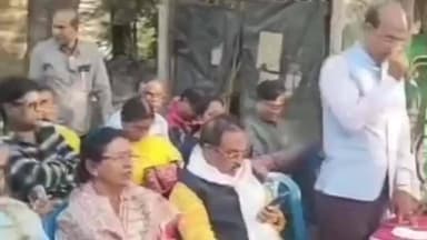 জয়নগর ২: ফুটিগোদায় সাংসদ ও বিধায়কের উপস্থিতিতে অনুষ্ঠিত হলো তৃণমূল কংগ্রেসের কর্মীসভা