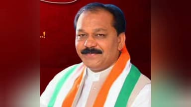 तेल्हारा: काँग्रेसचे ज्येष्ठ नेते हिदयात पटेल यांच्या हत्येनंतर अकोल्यातील राजकीय वातावरण तापलं. दोघांना केलं निलंबित.