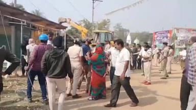 ସୋର: ବିଷ୍ଣୁପୁର-ଗୋଚର ଜମିରୁ ଜବରଦଖଲ ଉଛେଦ କଲା ପ୍ରଶାସନ