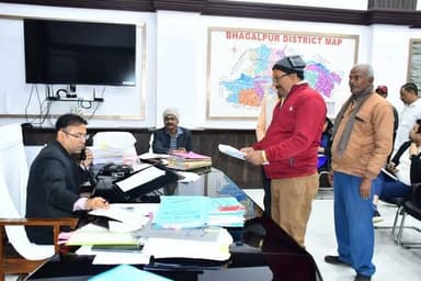 भागलपुर, 19 जनवरी 2026 : *7 निश्चय 3 से बढ़ेगा अपना बिहार* के अंतर्गत *सबका सम्मान- जीवन आसान*( Ease of living) के अंतर्...