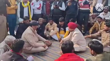 करहल: कुर्रा क्षेत्र में खेत पर पानी लगाने गए किसान का जली अवस्था में शव मिलने पर कार्रवाई की मांग को लेकर सड़क पर जाम