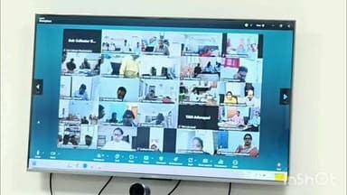 కొత్తగూడెం: మహిళా సంఘాల బలోపేతం,గ్రామీణ ఉపాధి విస్తరణ లక్ష్యంగా భవనాల నిర్మాణం భూసేకరణ పై జిల్లా స్థాయి సమీక్ష సమావేశం నిర్వహణ