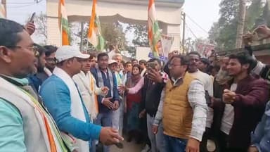 চাঁচল ১: SIR শুনানির নামে ‘হয়রানির রাজনীতি’! পথে নামল কংগ্রেস, চাঁচল ব্লক দপ্তর ঘেরাও