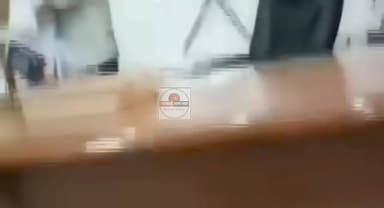 ये #कर्नाटक के डीजीपी और वरिष्ठ आईपीएस अधिकारी रामचंद्र राव हैं।
अपने चैंबर में महिलाओं के साथ रंगरेलियां मना रहे थे। ...