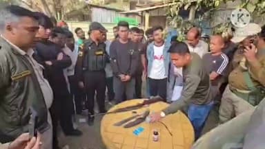 মৰিয়নি: মৰিয়নিত অস্ত্ৰসহ আটক দুই নগা যুৱক , উদ্ধাৰ বহু সামগ্ৰী