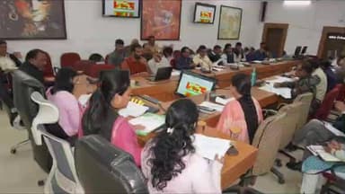 कुरई: कलेक्टर शीतला पटले ने विभागों से योजनाओं की प्रगति की जानकारी ली, कलेक्टर-कमिश्नर कॉन्फ्रेंस की तैयारियों की समीक्षा की