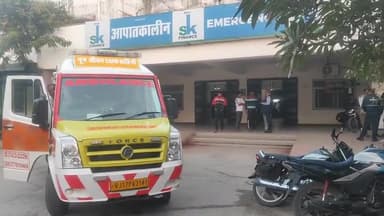 झालरापाटन: झालावाड़ जिले के भवानीमंडी बायपास पर सड़क दुर्घटना में बाइक सवार घायल, जिला अस्पताल में किया गया उपचार