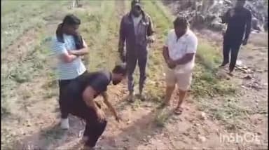 गंधवानी: कोठड़ा में किसान के खेत में मिले जंगली जानवर के पग मार्क, वन विभाग ने बनाया पंचनामा, ग्रामीणों में दहशत