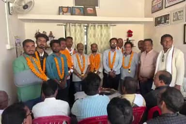 चारामा: ब्लॉक कांग्रेस कमेटी चारामा की बैठक संपन्न, 'मनरेगा बचाओ संग्राम' के तहत आगामी कार्यक्रमों की रूपरेखा तय की गई