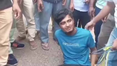 তেজপুৰ: তেজপুৰত ৰাইজৰ হাতত আটক হ’ল প্ৰৱঞ্চক যুৱক