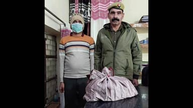 बड़ौत: औसिक्का निवासी शराब तस्करी के आरोपी को बड़ौत पुलिस ने किया गिरफ्तार, यूपी मार्का देशी शराब बरामद