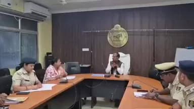 ନୂଆପଡା: ନୂଆପଡ଼ାରେ ଅବକାରୀ ବିଭାଗ କାର୍ଯ୍ୟ ସମୀକ୍ଷା କଲେ ଜିଲ୍ଲାପାଳ