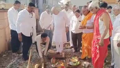 ಕಾಗವಾಡ: ಕ್ಷೇತ್ರ ಅಭಿವೃದ್ಧಿಯೇ ನನ್ನ ಗುರಿ:ಕವಲುಗುಡ್ಡ ಗ್ರಾಮದಲ್ಲಿ ಶಾಸಕ ರಾಜು ಕಾಗೆ ಹೇಳಿಕೆ