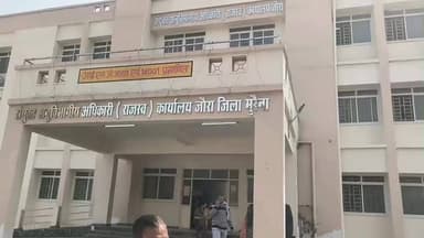 जौरा: एसडीएम कार्यालय में एसडीएम शुभम शर्मा ने की जनसुनवाई, लोगों की समस्याओं का तत्काल समाधान किया