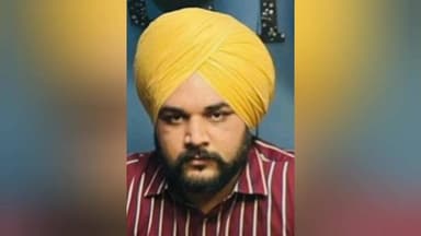 ਖੰਨਾ: ਕੈਨੇਡਾ ‘ਚ ਤਿੰਨ ਭੈਣਾਂ ਦੇ ਇਕਲੌਤੇ ਭਰਾ ਦੀ ਮੌਤ, ਪਿੰਡ ‘ਚ ਸੋਗ ਦੀ ਲਹਿਰ ਕੈਨੇਡਾ ਦੇ ਸ਼ਹਿਰ ਬਰੈਂਪਟਨ ਵਿੱਚ ਸੁਨਿਹਰੇ ਭਵਿੱਖ ਲਈ ਗਿਆ ਸੀ