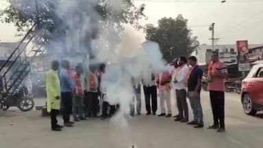 లింగంపేట్: బీజేపీ జాతీయ అధ్యక్షుడిగా నితిన్ నబీన్ ఏకగ్రీవంగా ఎన్నిక కావడం పట్ల హర్షం వ్యక్తం చేసిన, బీజేపీ మండల నాయకులు