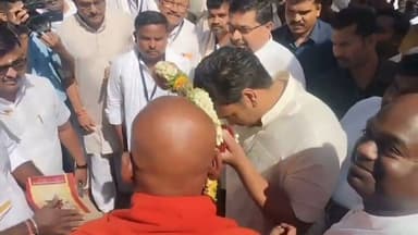 ಚಿತ್ರದುರ್ಗದಲ್ಲಿ ಯದುವೀರ್ ಕೃಷ್ಣದತ್ತ ಚಾಮರಾಜ ಒಡೆಯರ್ಗೆ ಸಂಪ್ರದಾಯಬದ್ಧ ಸ್ವಾಗತ