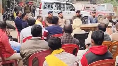 काराकाट: काराकाट में वसंत पंचमी को लेकर शांति समिति की बैठक, डीजे पर पूर्ण प्रतिबंध लगाया गया