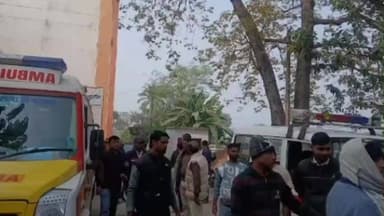 खोदावंदपुर: बेलगाम टैंकर की टक्कर से ठेला चालक गंभीर रूप से घायल, खोदावन्दपुर पोखर के पास एसएच 55 पर हुई घटना