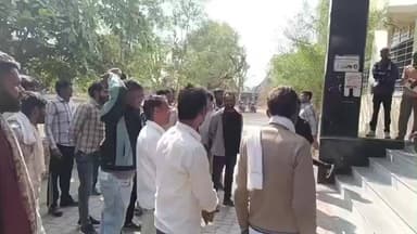 फूलिया कलां: खारी नदी में बजरी खनन को लेकर ग्रामीणों ने उपखण्ड अधिकारी से की शिकायत, जताई चिंता