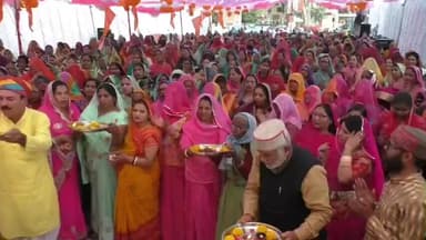 नागदा: अयोध्या में राम मंदिर निर्माण पर भुवनेश्वरी मंदिर में 5100 दीपों से महाआरती