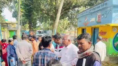 বড়ঞা: বড়ঞা ব্লকে SIR হিয়ারিং ক্যাম্প পরিদর্শন করলেন বড়ঞা ব্লক তৃণমূল কংগ্রেসের সভাপতি(উঃ)গোলাম মুর্শীদ জর্জ