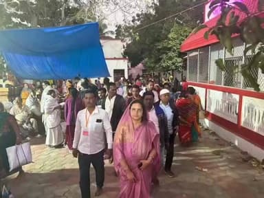 ସତ୍ୟବାଦୀ: କରମଳା ସ୍ଥିତ ଜଗଦଗୁରୁ ଠାକୁର ଶ୍ରୀ ଅଭିରାମ ପରମହଂସ ଦେବଙ୍କ ଆଶ୍ରମ ପରିଦର୍ଶନ କଲେ ସତ୍ୟବାଦୀ ବିଧାୟକଙ୍କ ଧର୍ମପତ୍ନୀ l