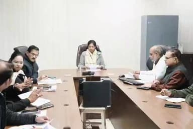 मनगवां: लापरवाह सरपंचों और सचिवों से ₹9108865 की वसूली, जेल के डर से जमा किए रुपए