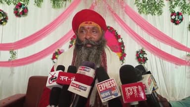 #HamirpurLoveJihad मामले मे क्या बोले शिव शक्ति अखाड़ा के महंत मधुराम जी, सुने...
#lovejihad #lovejihadhamirpur #loveji...