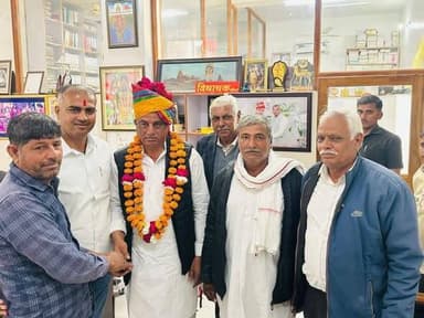 तापू में प्राथमिक स्वास्थ्य केंद्र की मिली स्वीकृति, कार्यकर्ताओं ने जताई खुशियां
चिकित्सा मंत्री खींवसर व क्षेत्रीय विध...