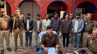 छाता: शेरगढ़ पुलिस ने साइबर ठगी के 6 अपराधियों को मोबाइल, आधार कार्ड, जिंदा कारतूस और नगदी के साथ पकड़ा