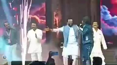 ಬಾದಾಮಿ: ಪಟ್ಟದಕಲ್ಲ ಚಾಲುಕ್ಯ ಉತ್ಸವದಲ್ಲಿ ಸ್ಟೆಪ್ ಹಾಕಿ ಗಮನ ಸೆಳೆದ ಶಾಸಕ ಬಿ. ಬಿ.ಚಿಮ್ಮನಕಟ್ಟಿ, ವಿಜಯಾನಂದ ಕಾಶಪ್ಪನವರ