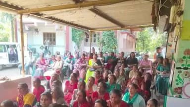 વાંસદા: નવસારીમાં વાંસદા અને ગણદેવી વિસ્તારમાં પ્રાકૃતિક કૃષિ અંગે પ્રોત્સાહન આપવા પ્રવાસ યોજાયો