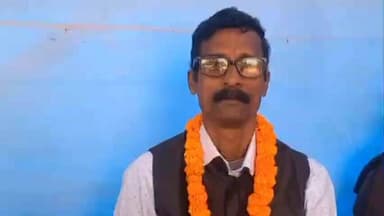 ଜଳେଶ୍ବର: ହାତିଗର୍ଡ ଉଚ୍ଚ ବିଦ୍ୟାଳୟରେ ବିଭିନ୍ନ ସମସ୍ୟା ନେଇ ଆମରଣ ଅନଶନ