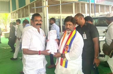 ధర్మపురి: రాబోయే మున్సిపల్ ఎన్నికల్లో బీసీలకు 42 శాతం రిజర్వేషన్ కల్పించాలని డిప్యూటీ సీఎం కు వినతి అందేసిన బీసీ నేతలు