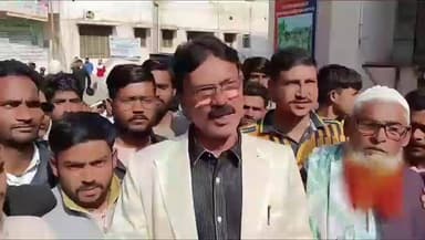 करौली: अमीनुद्दीन के भवन पर हो रही तोड़फोड़ के विरोध में मुस्लिम समाज ने जिला कलेक्टर को सौंपा ज्ञापन