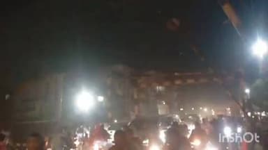 गोंदिया: रेल्वे क्रॉसिंग वरच ऑटो पलटला , खासदार डॉ. प्रशांत पडोळे यांनी काढले जखमींना ऑटोतून बाहेर