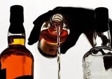 माकड़ोन: माकडोन पुलिस ने एक आरोपी को अवैध रूप से दो लीटर कच्ची शराब ले जाते हुए पकड़ा