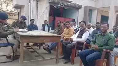 धोरैया: सरस्वती पूजा के मद्देनज़र धोरैया थाना में शांति समिति की बैठक, असामाजिक तत्वों पर रहेगी नज़र